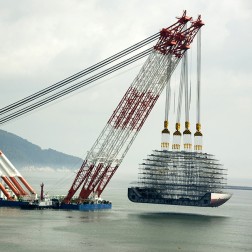 floating crane2